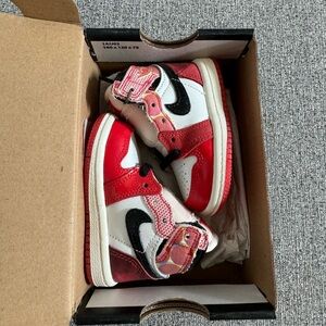 Air Jordan 1 Spider-Man 3c